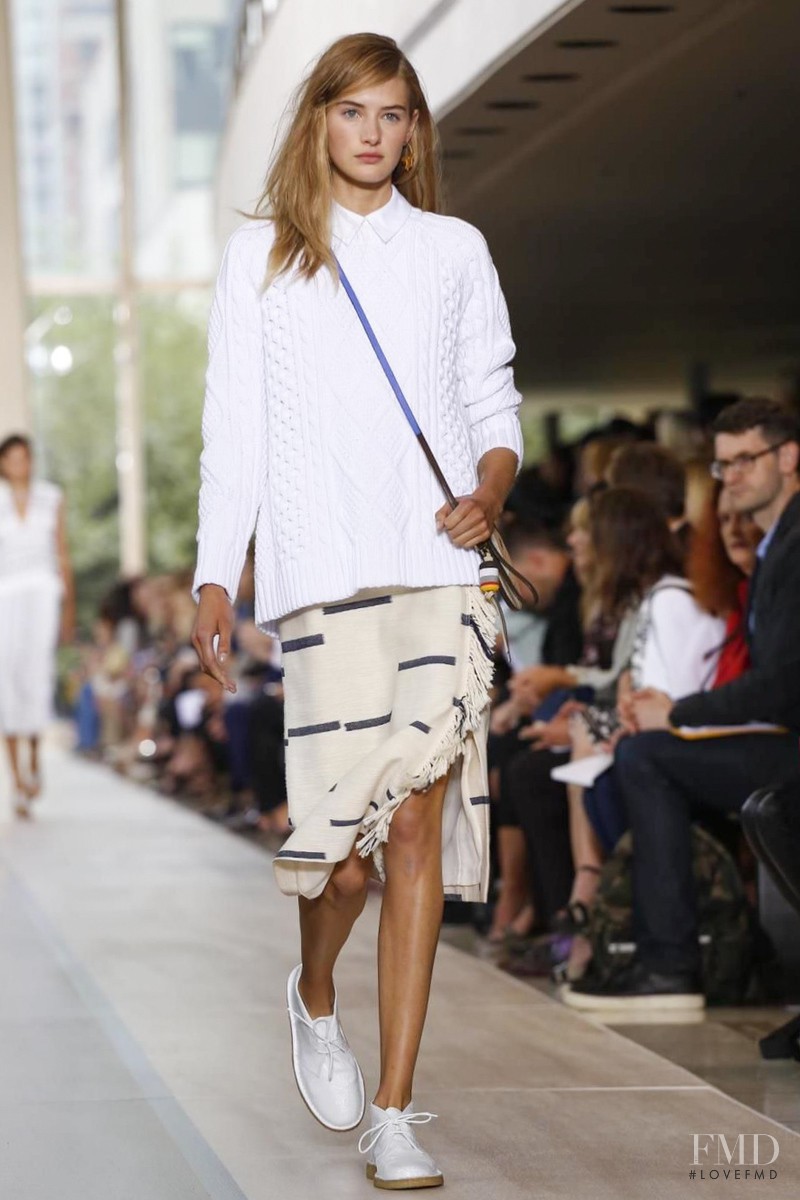 Sanne Vloet featured in  the Tory Burch fashion show for Spring/Summer 2015