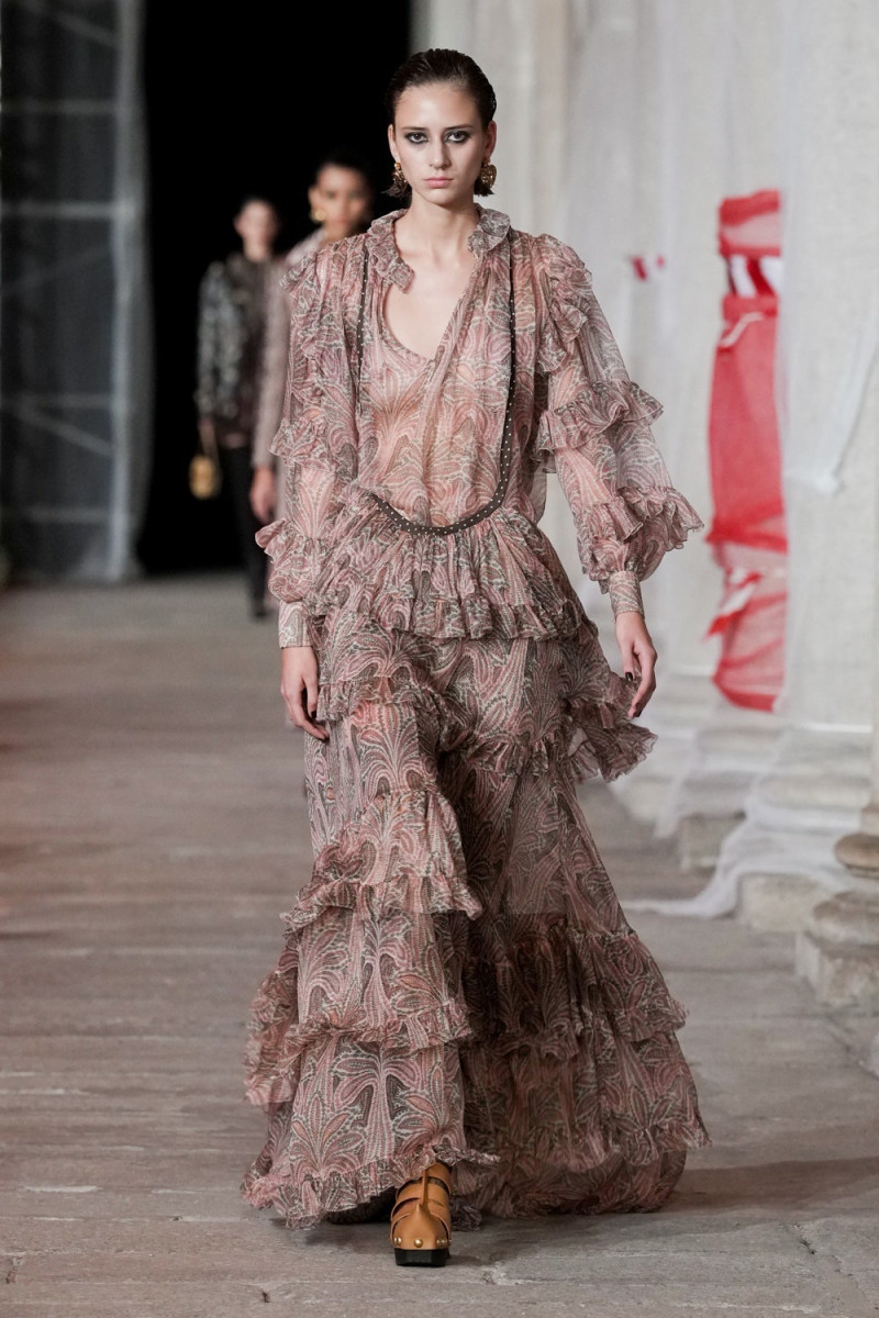 Etro fashion show for Autumn/Winter 2023