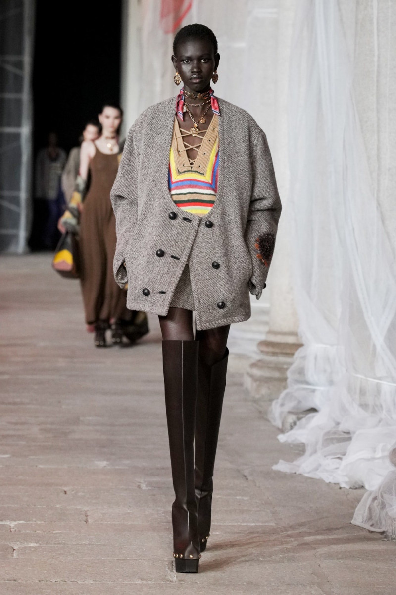 Etro fashion show for Autumn/Winter 2023