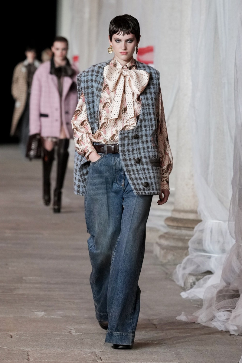 Etro fashion show for Autumn/Winter 2023