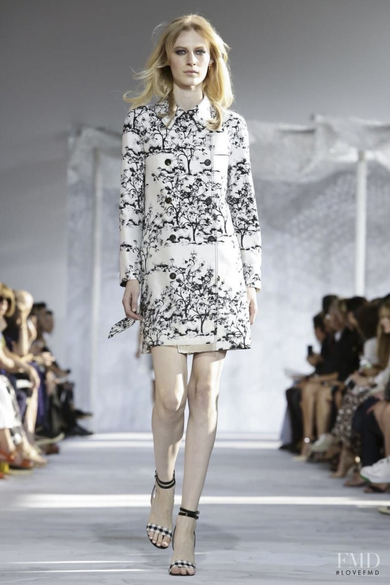 Julia Nobis featured in  the Diane Von Furstenberg fashion show for Spring/Summer 2015