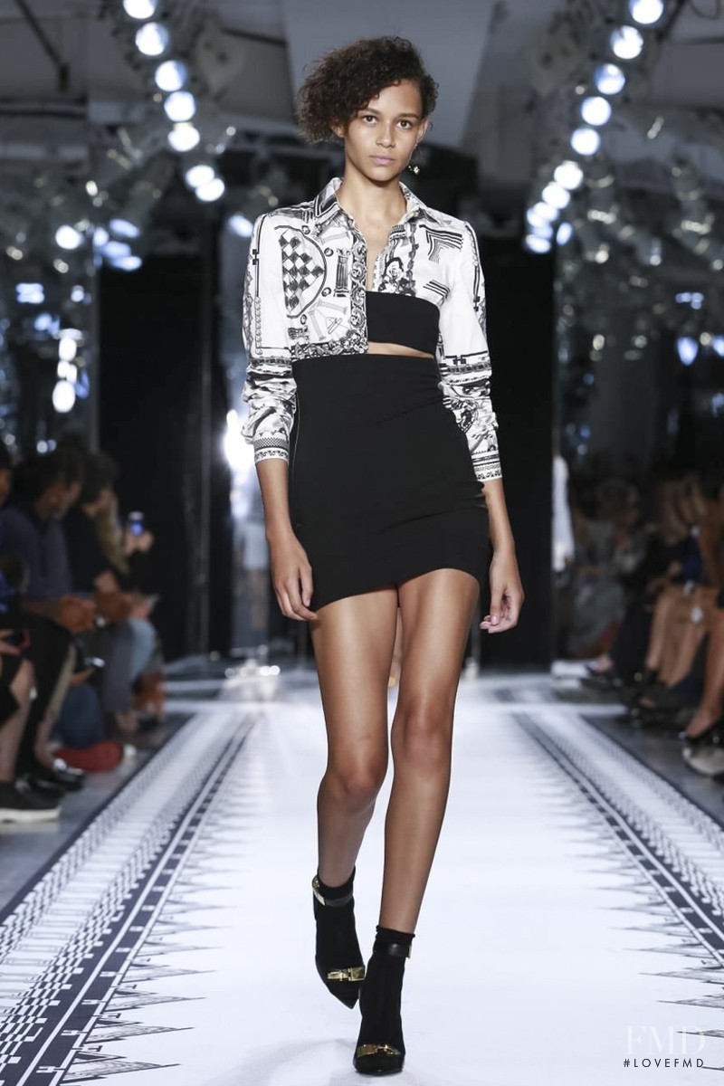 Binx Walton featured in  the Versus fashion show for Spring/Summer 2015