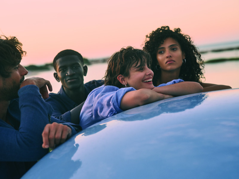 Taylor Hill featured in  the Banana Republic Banana Republic: The April Collection advertisement for Summer 2024
