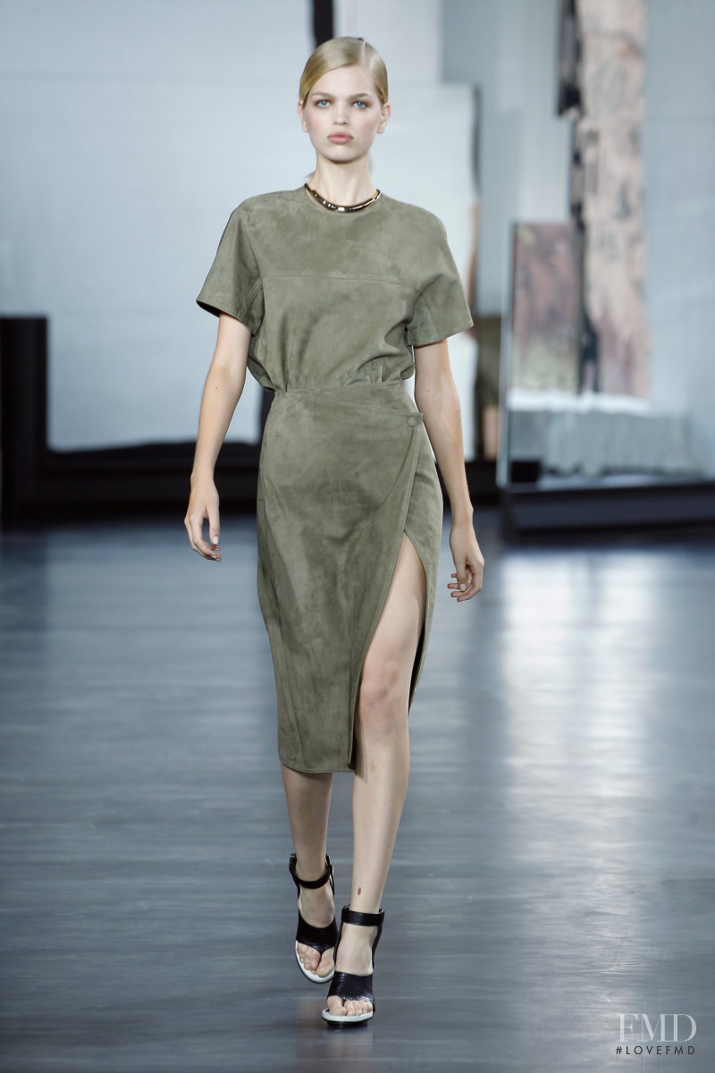 Daphne Groeneveld featured in  the Jason Wu fashion show for Spring/Summer 2015