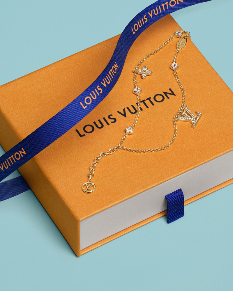 Louis Vuitton Louis Vuitton Mother\'s Day 2024 Campaign advertisement for Summer 2024