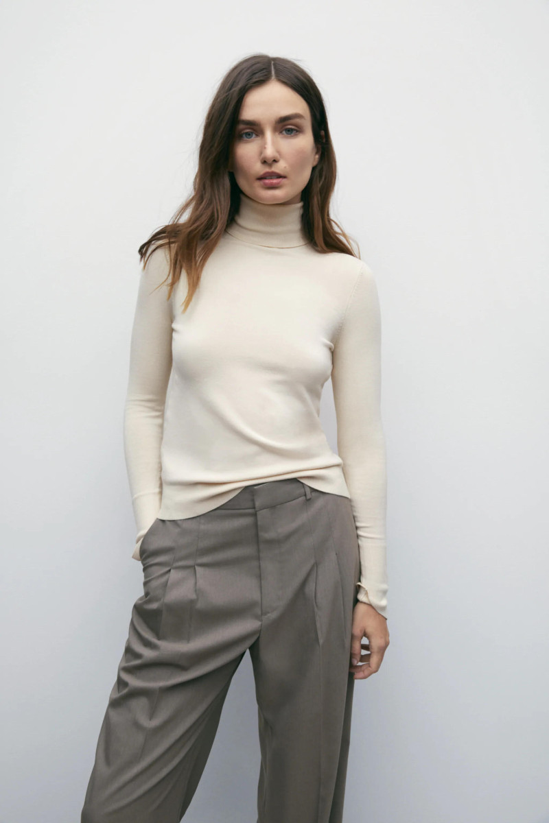 Andreea Diaconu featured in  the Zara catalogue for Spring/Summer 2021