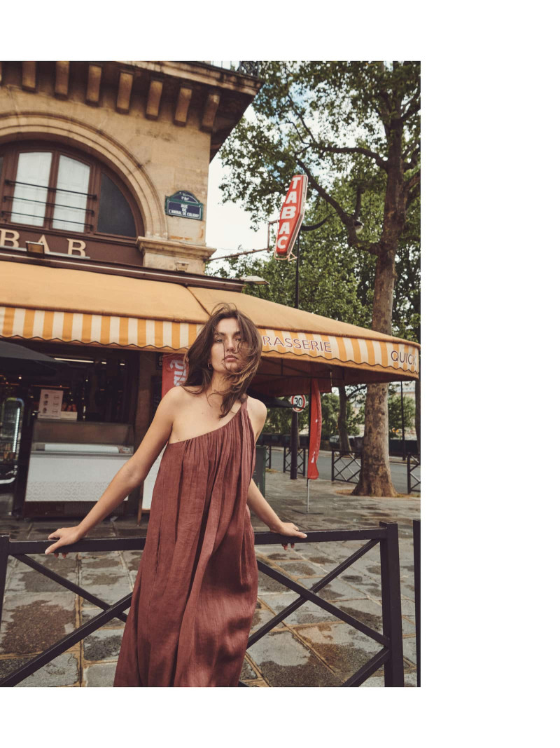 Andreea Diaconu featured in  the Massimo Dutti Perfect Companion lookbook for Summer 2021