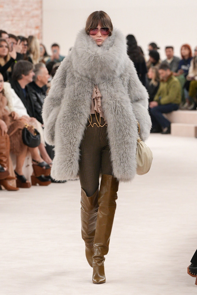 Lilli Cummings featured in  the Chloe fashion show for Autumn/Winter 2024