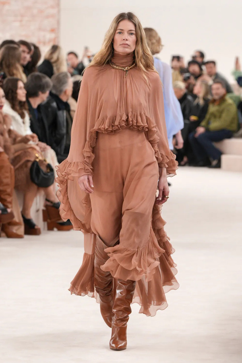 Doutzen Kroes featured in  the Chloe fashion show for Autumn/Winter 2024