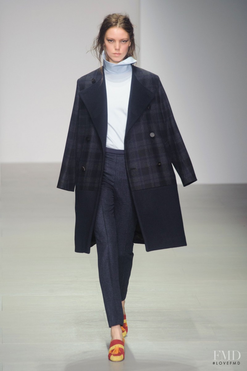Josefien Rodermans featured in  the Eudon Choi fashion show for Autumn/Winter 2014