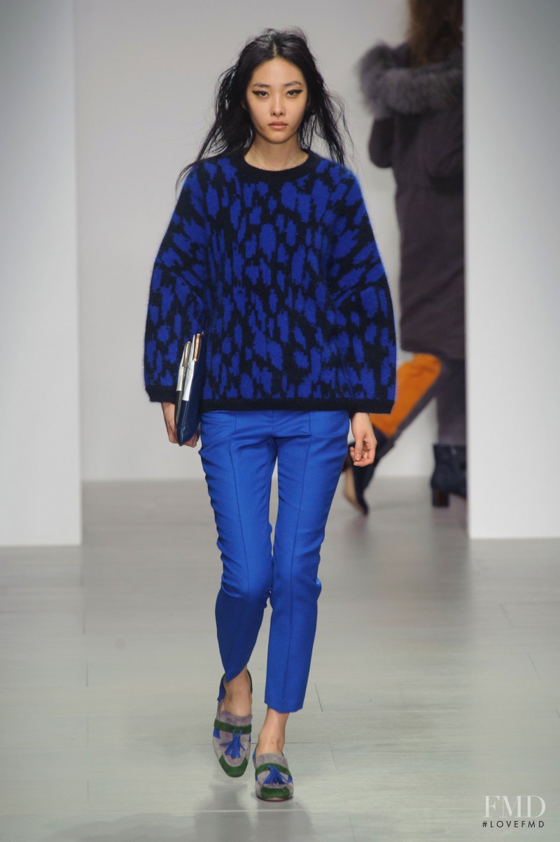 Ji Young Kwak featured in  the Eudon Choi fashion show for Autumn/Winter 2014