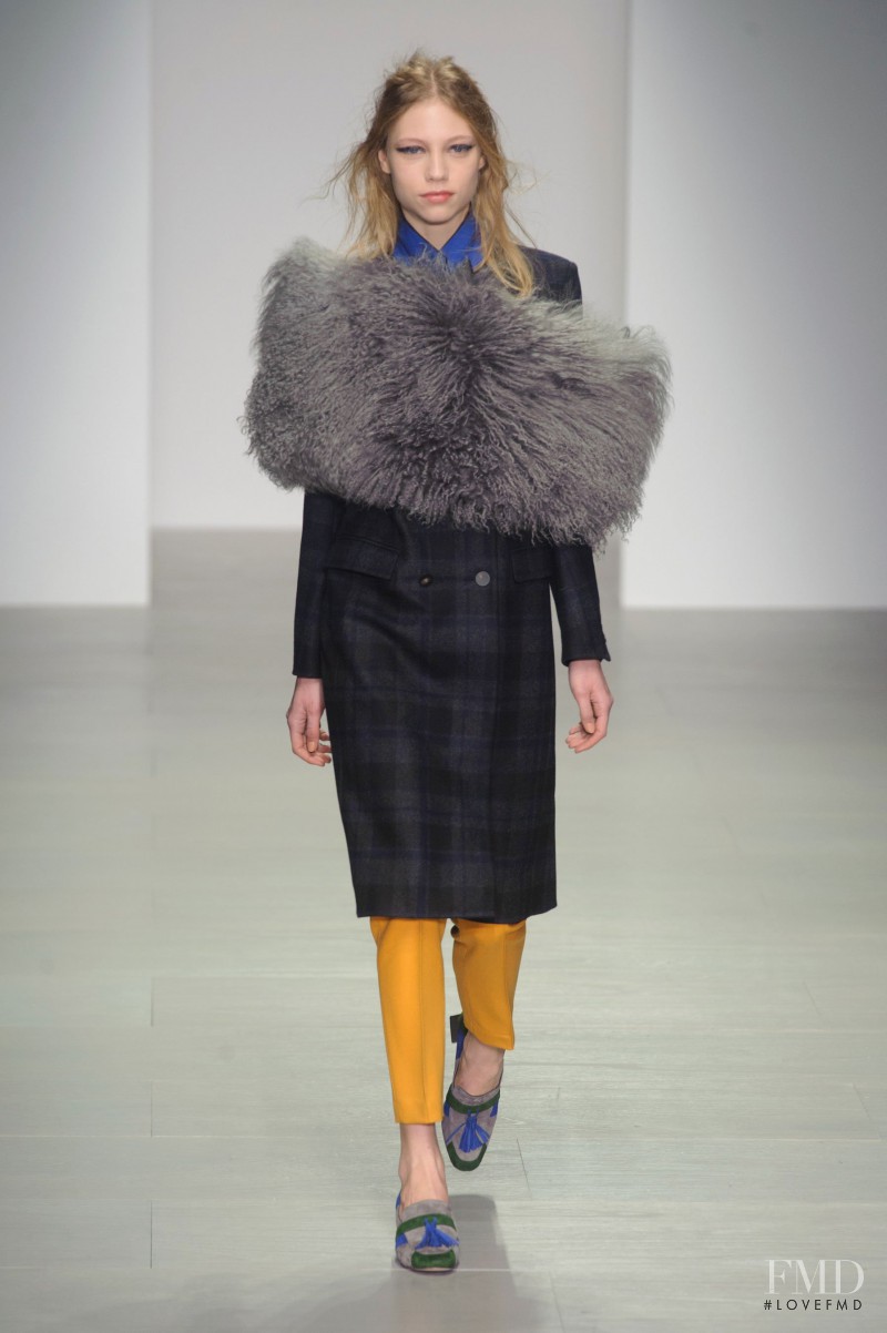Laura Schellenberg featured in  the Eudon Choi fashion show for Autumn/Winter 2014