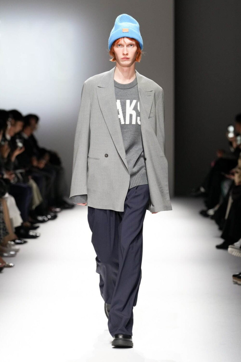 DAKS fashion show for Autumn/Winter 2024