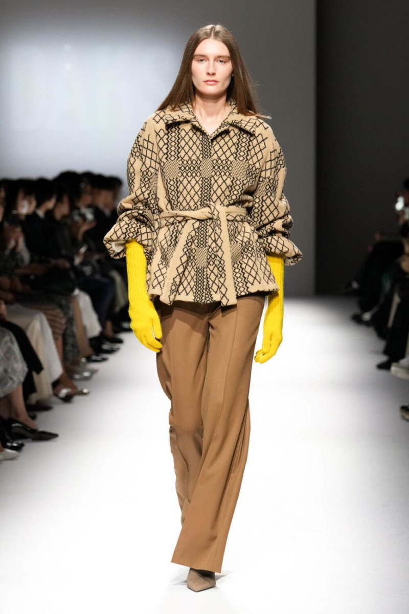 DAKS fashion show for Autumn/Winter 2024