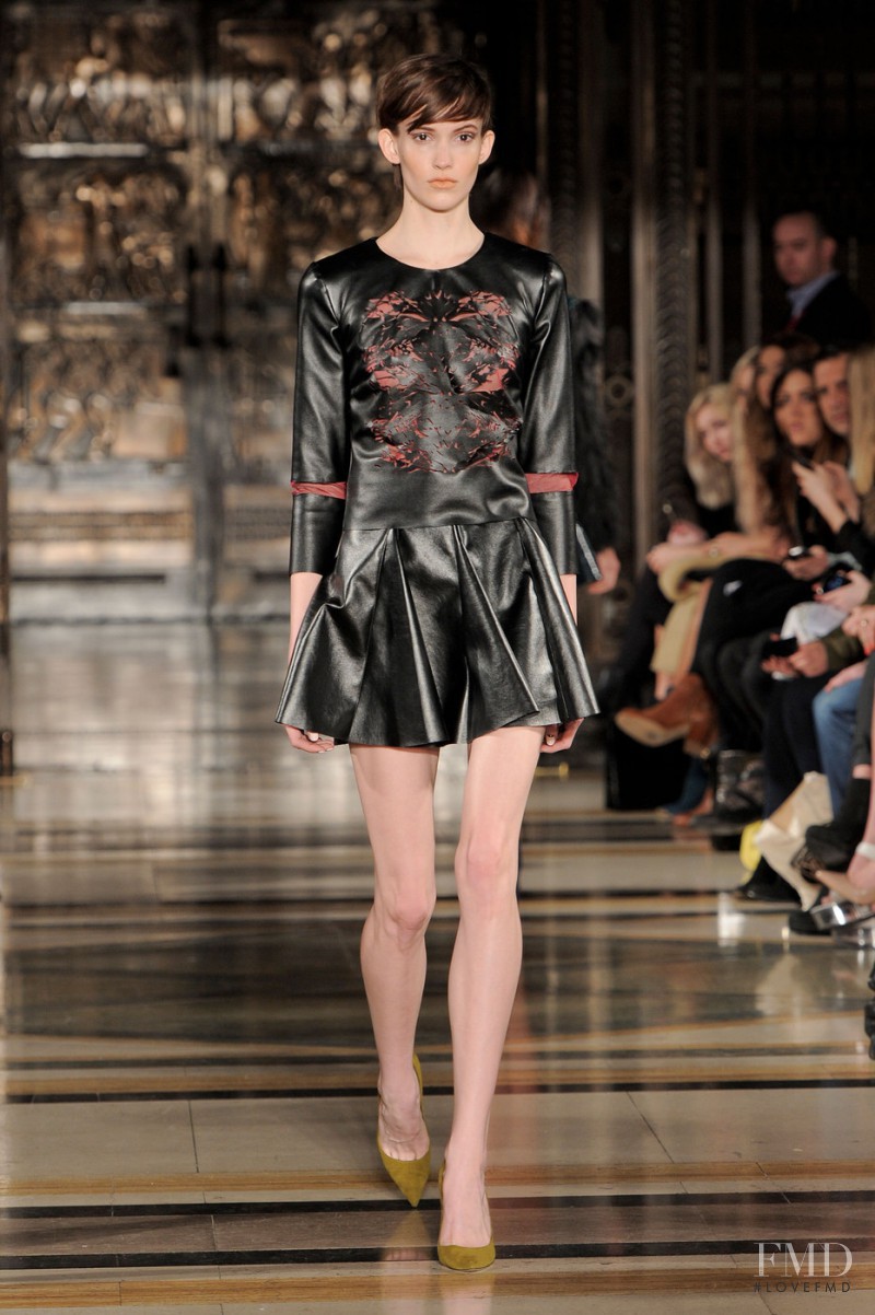 Sarah Bledsoe featured in  the Felder Felder fashion show for Autumn/Winter 2014