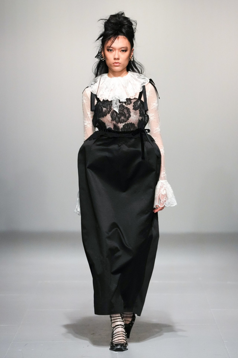 Yuhan Wang fashion show for Autumn/Winter 2024