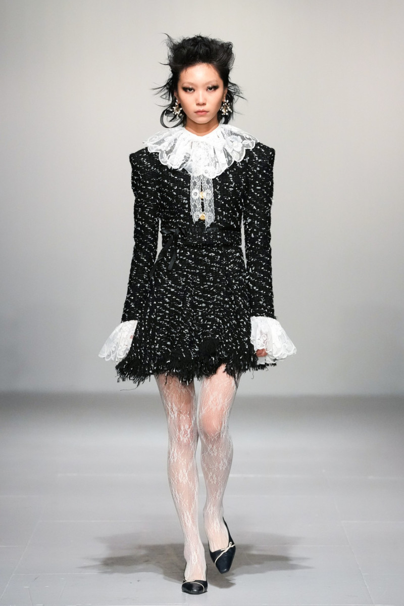 Yuhan Wang fashion show for Autumn/Winter 2024