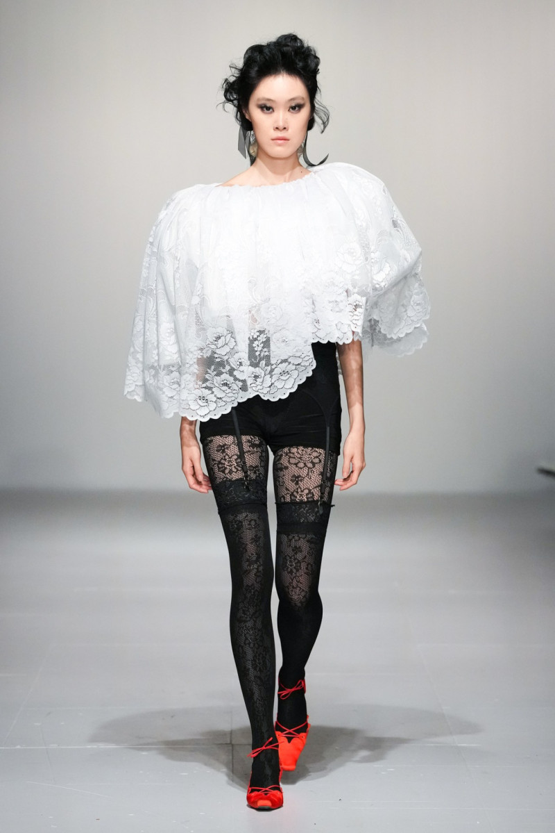 Yuhan Wang fashion show for Autumn/Winter 2024