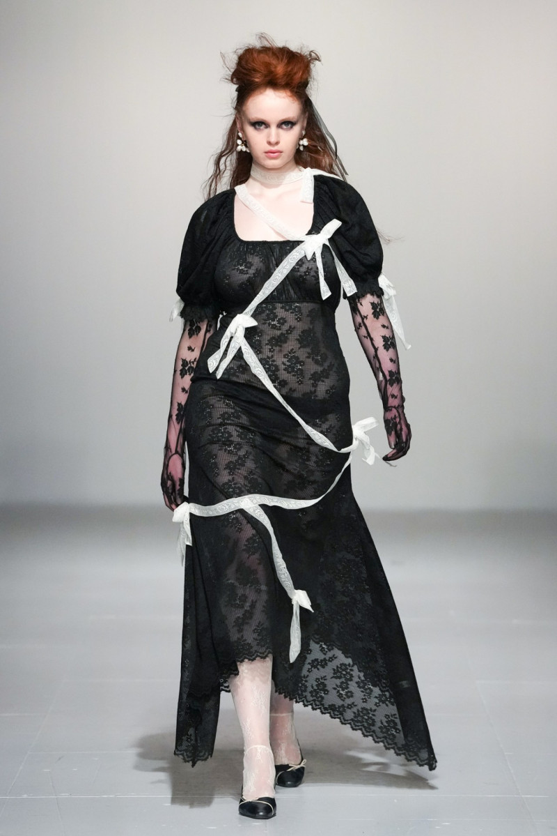 Yuhan Wang fashion show for Autumn/Winter 2024