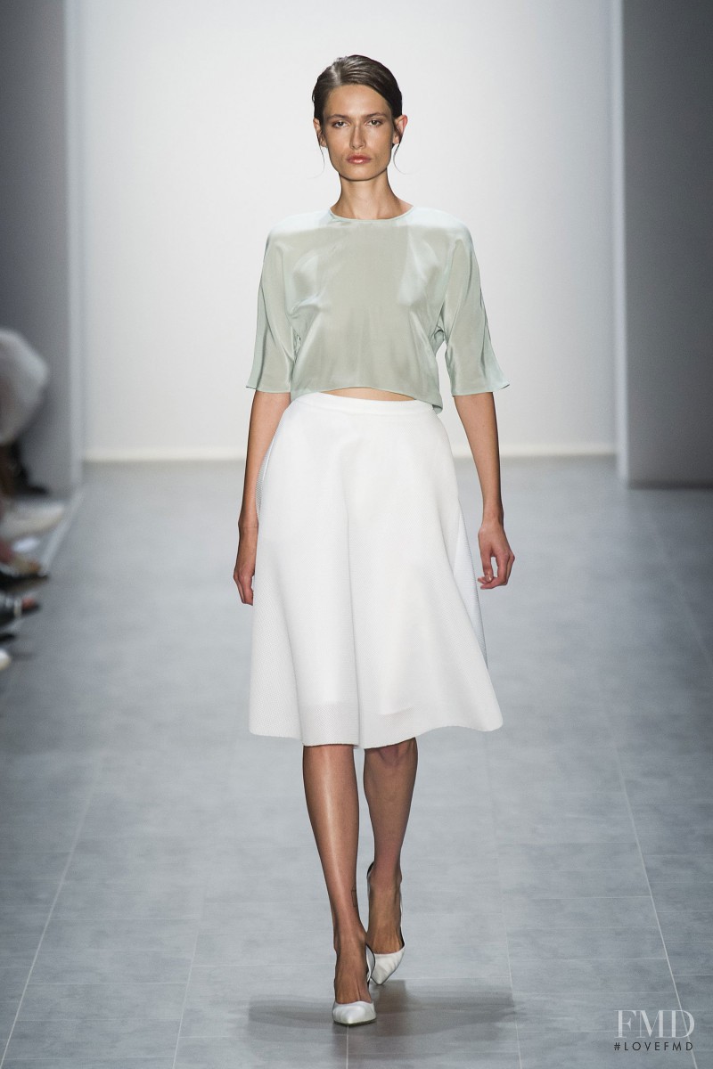 Paulina Kubac featured in  the Hien Le fashion show for Spring/Summer 2015