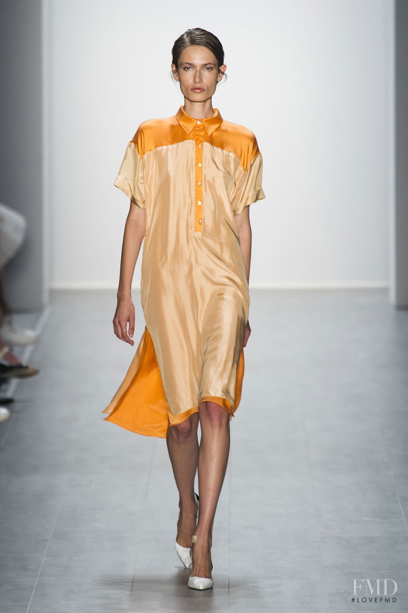 Paulina Kubac featured in  the Hien Le fashion show for Spring/Summer 2015