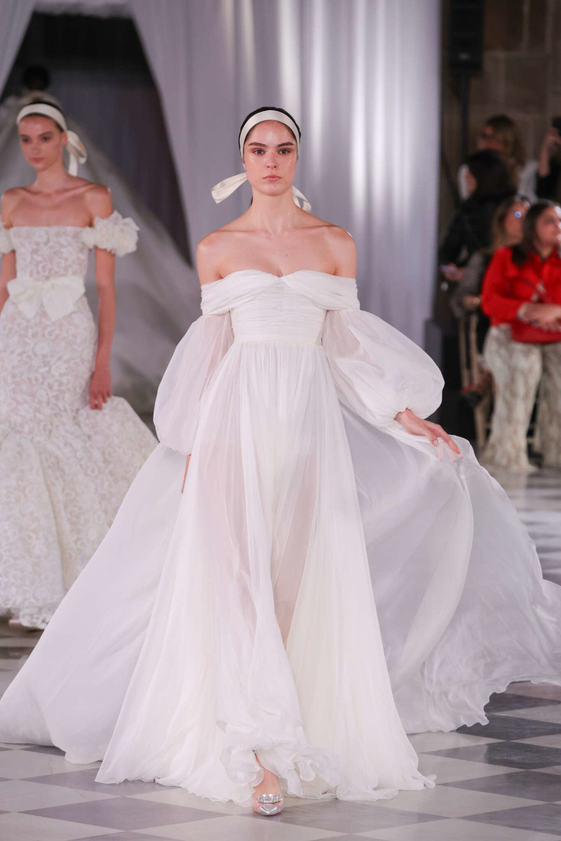 Giambattista Valli Bridal fashion show for Spring/Summer 2025