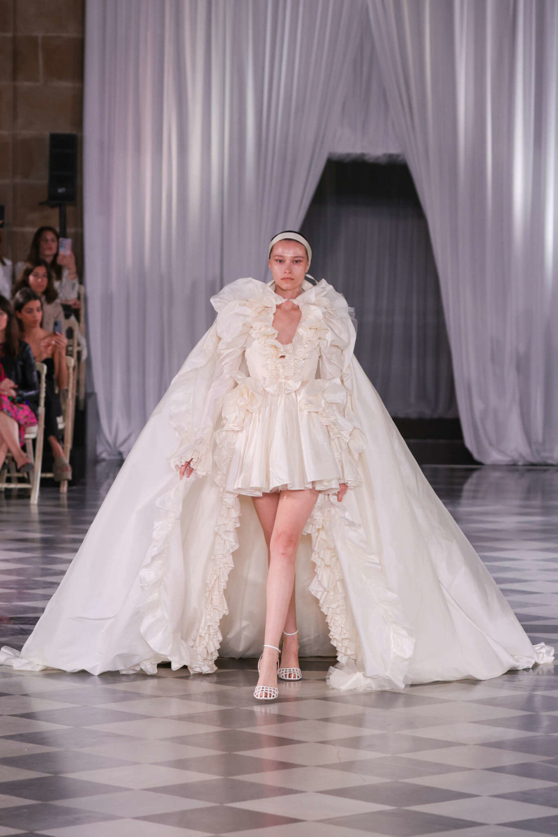 Giambattista Valli Bridal fashion show for Spring/Summer 2025