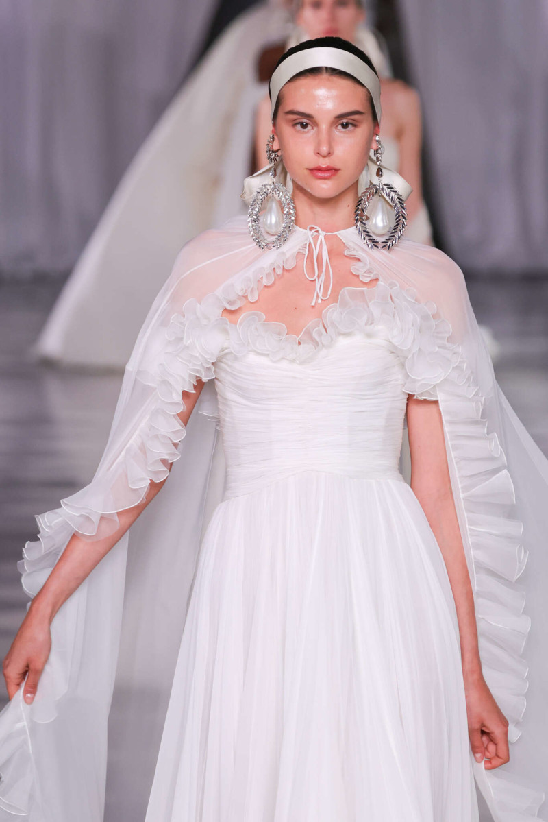 Giambattista Valli Bridal fashion show for Spring/Summer 2025