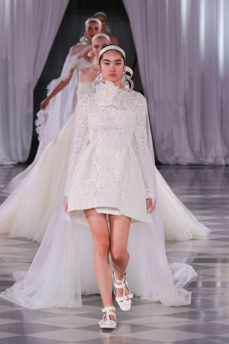 Giambattista Valli Bridal fashion show for Spring/Summer 2025