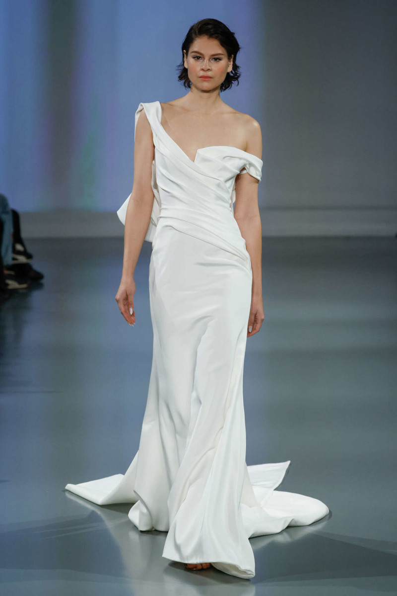 Ines Di Santo Bridal fashion show for Spring/Summer 2025