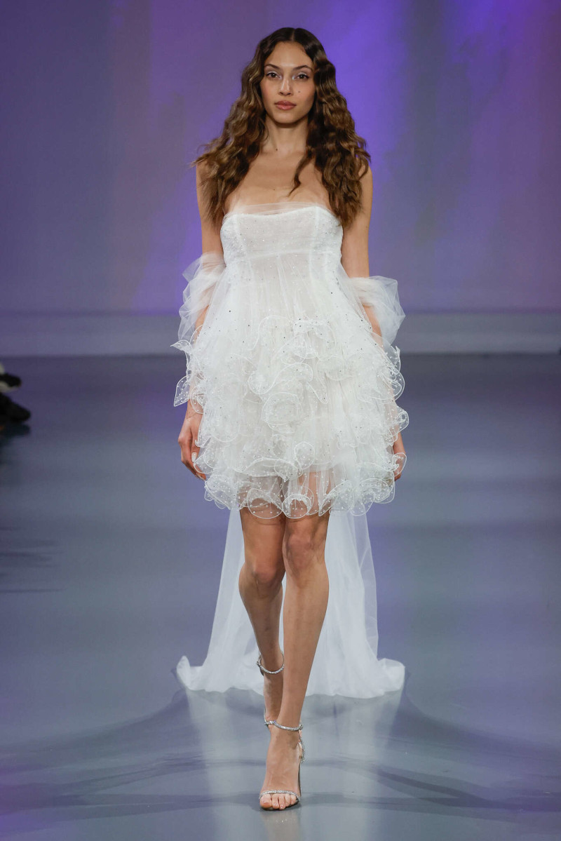 Ines Di Santo Bridal fashion show for Spring/Summer 2025