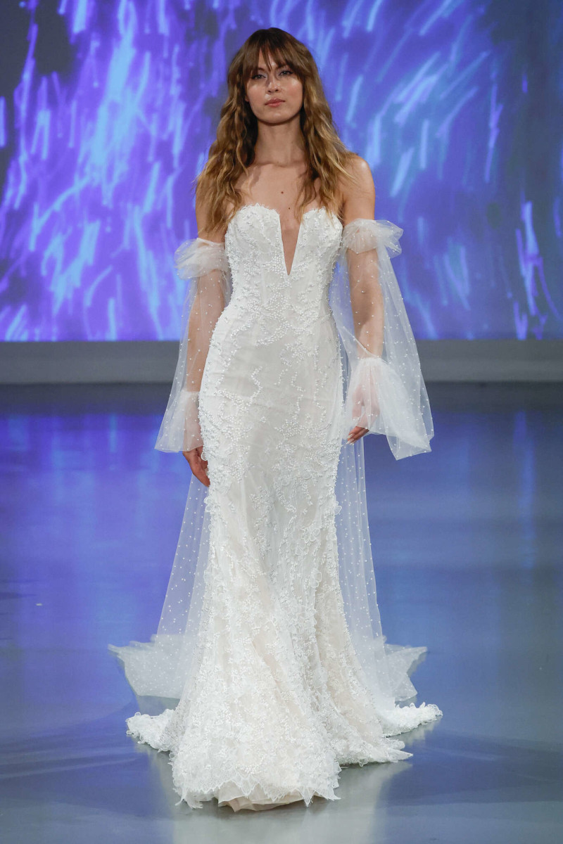 Ines Di Santo Bridal fashion show for Spring/Summer 2025