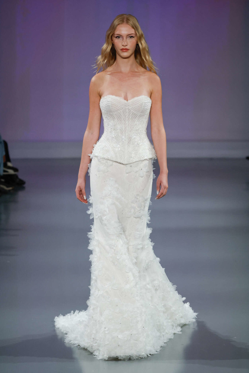 Ines Di Santo Bridal fashion show for Spring/Summer 2025