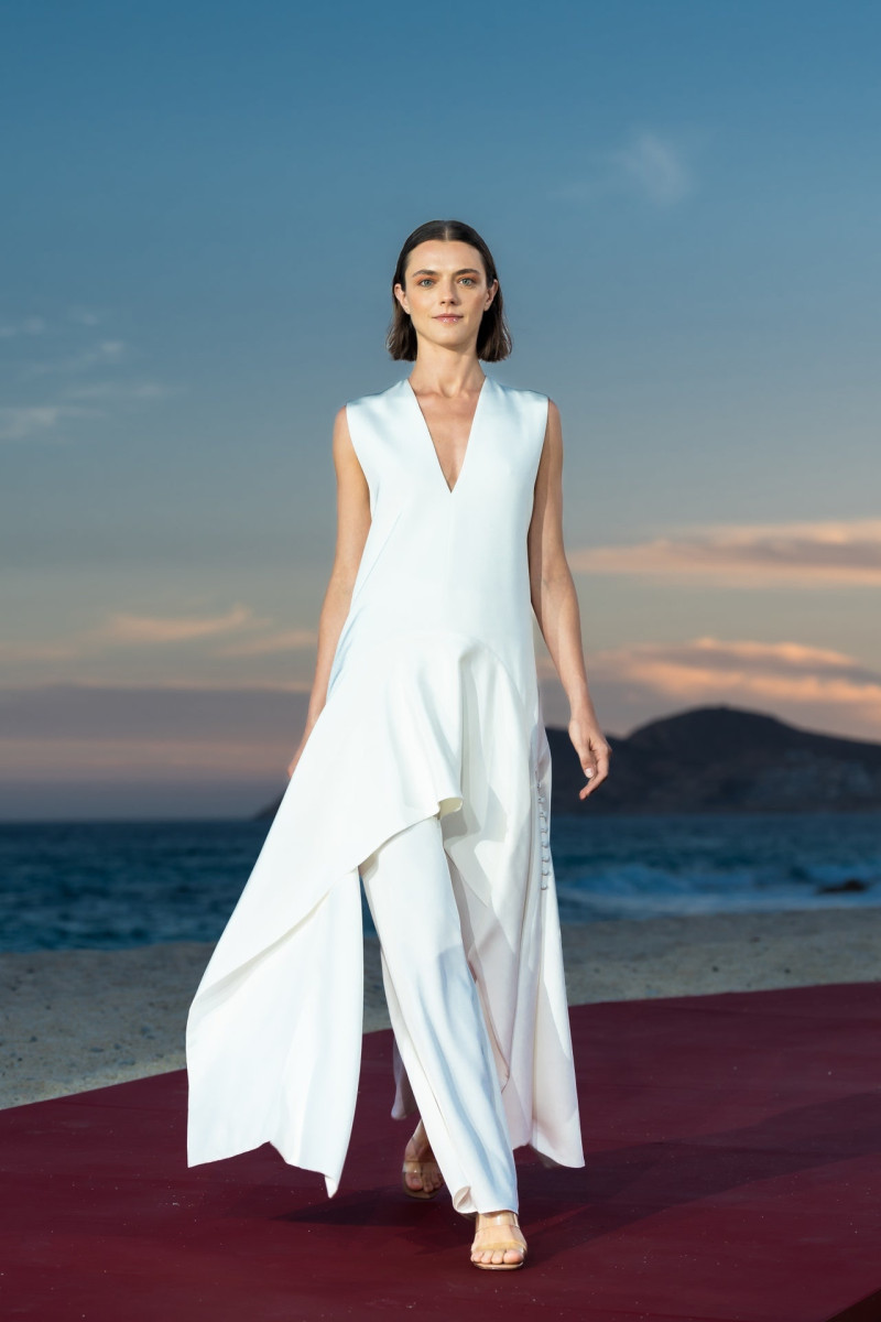 Kris Goyri La Vacacion fashion show for Resort 2025