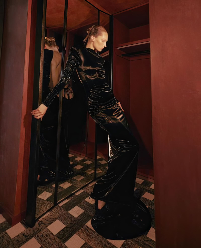 Liz Kennedy featured in  the Laquan Smith advertisement for Autumn/Winter 2024