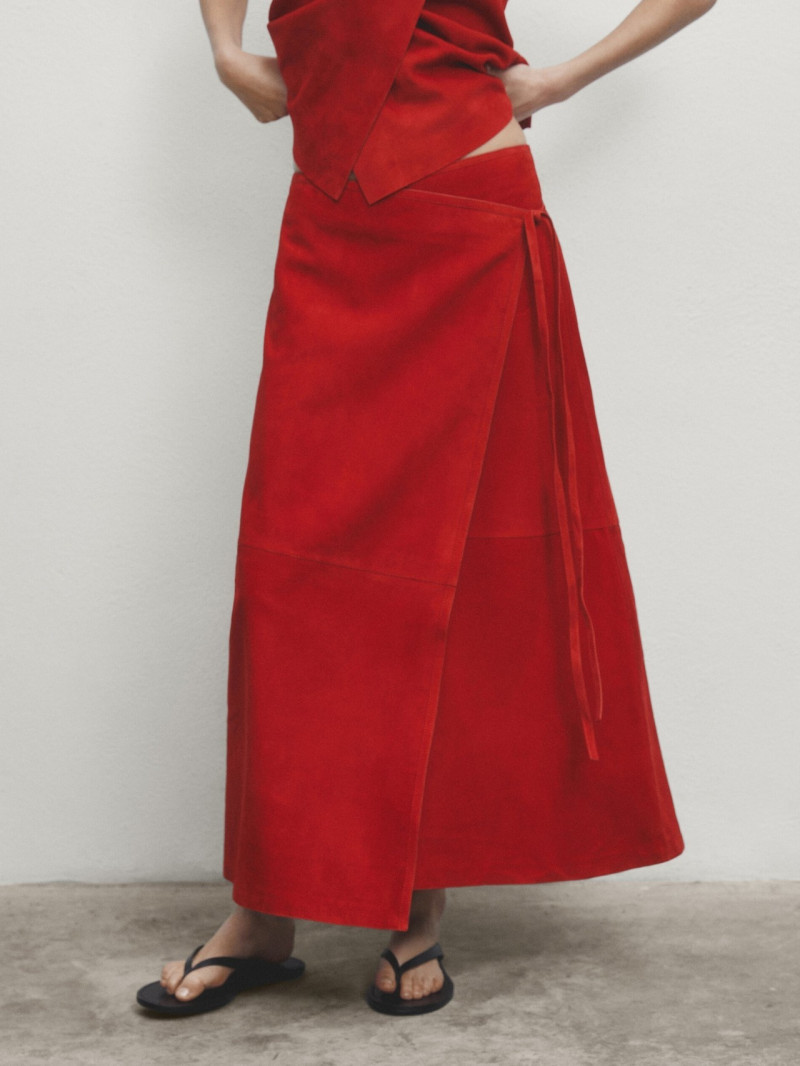 Massimo Dutti lookbook for Spring/Summer 2024