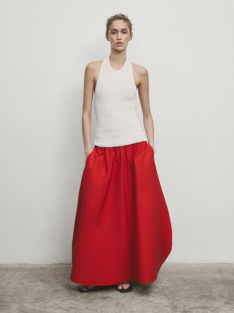 Massimo Dutti lookbook for Spring/Summer 2024