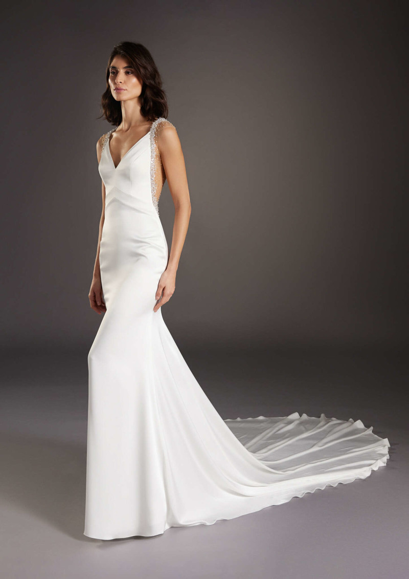 Pronovias lookbook for Spring 2025