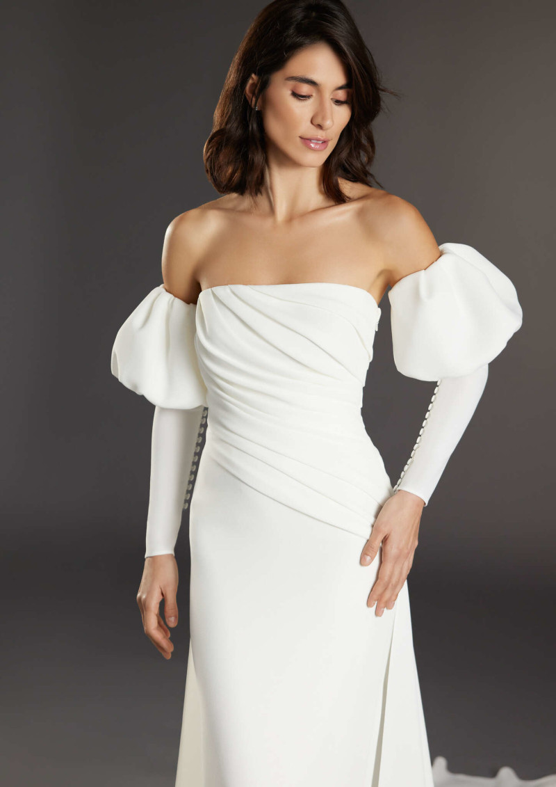 Pronovias lookbook for Spring 2025