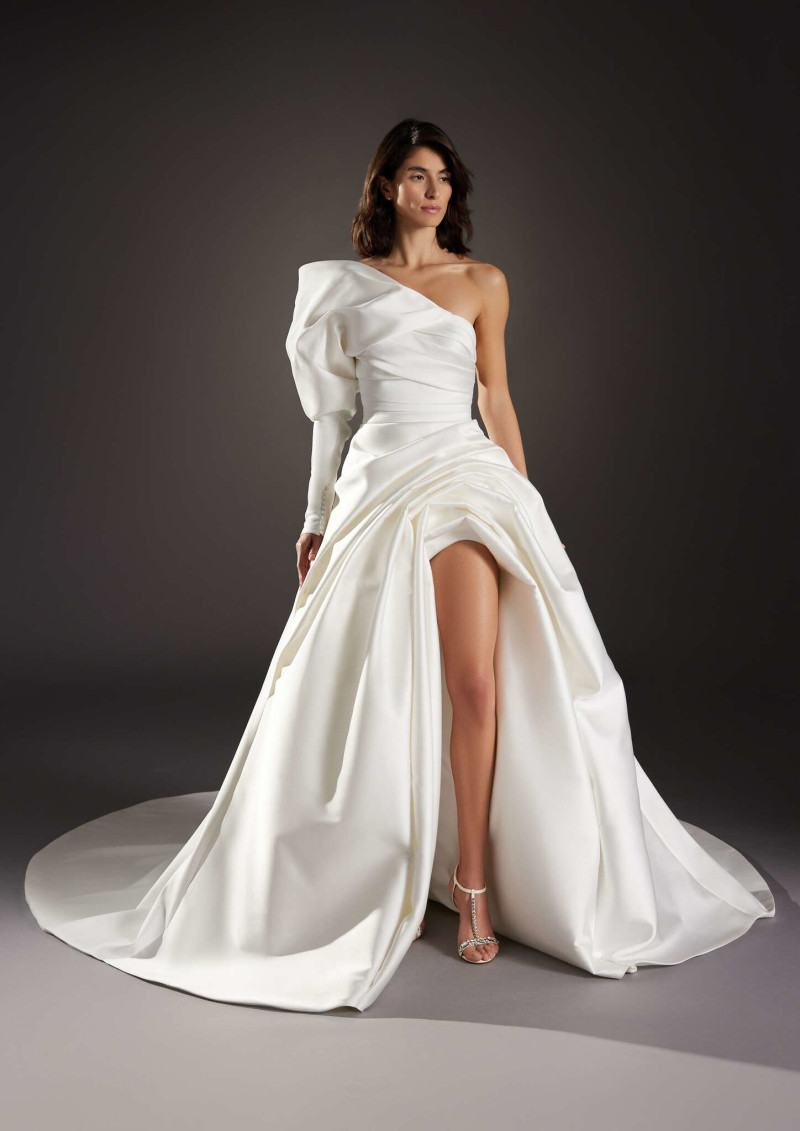 Pronovias lookbook for Spring 2025