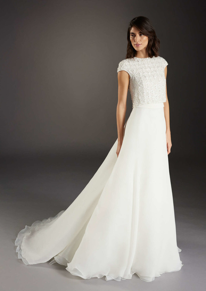 Pronovias lookbook for Spring 2025