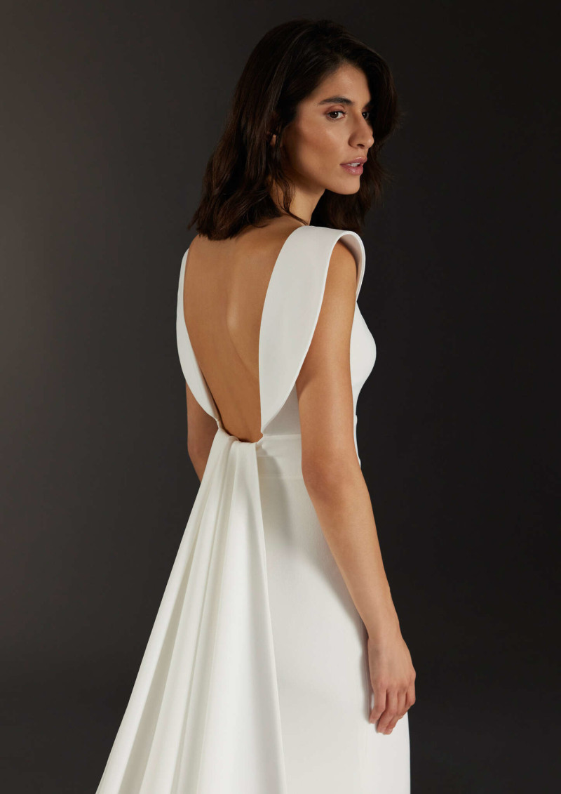 Pronovias lookbook for Spring 2025