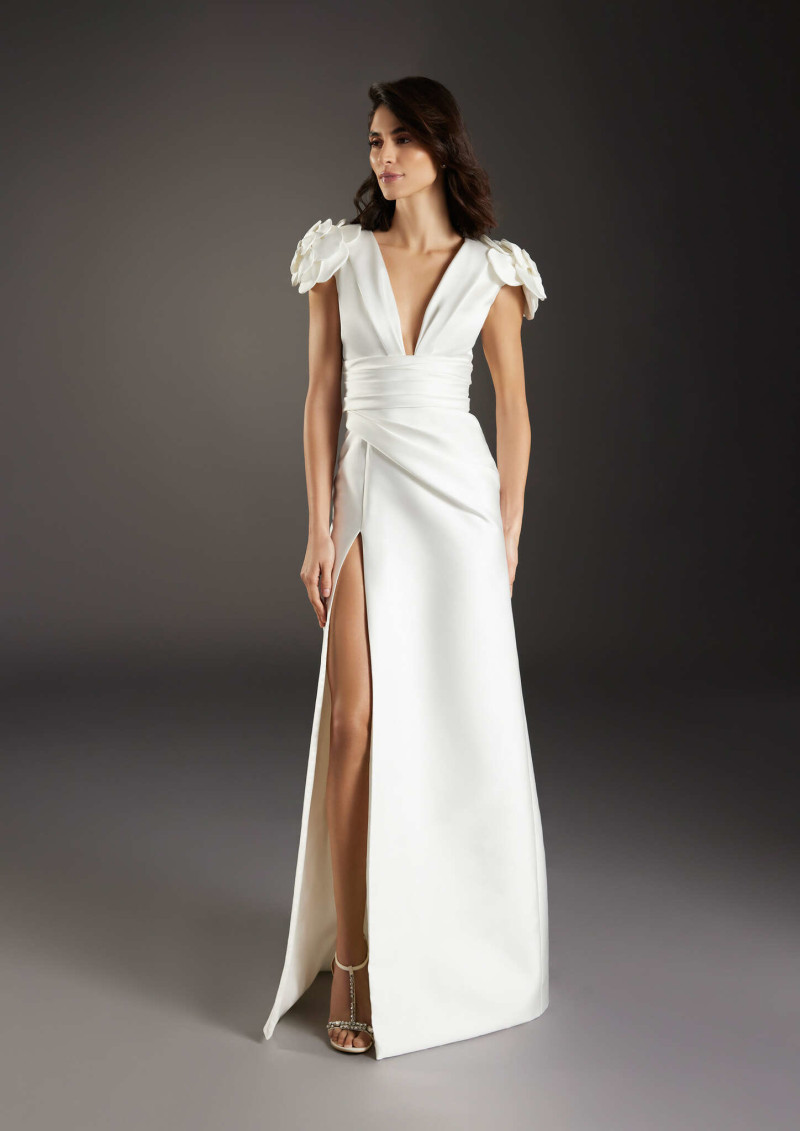 Pronovias lookbook for Spring 2025