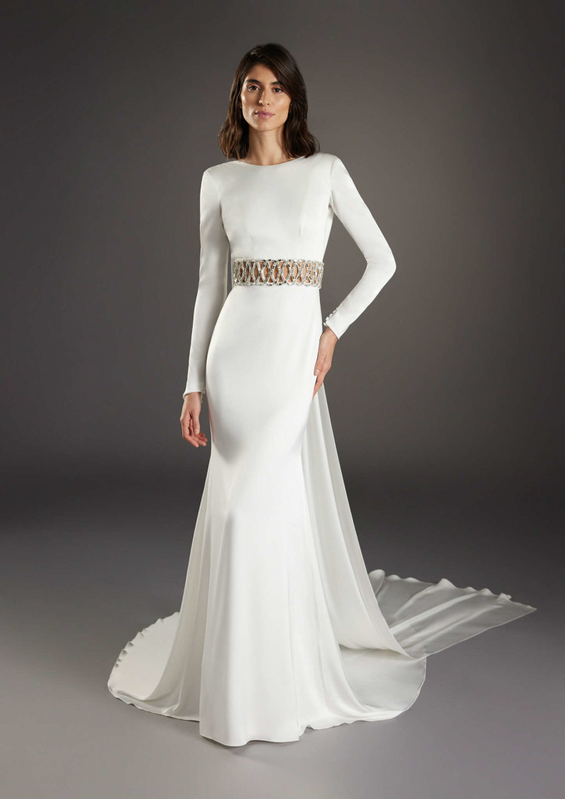 Pronovias lookbook for Spring 2025