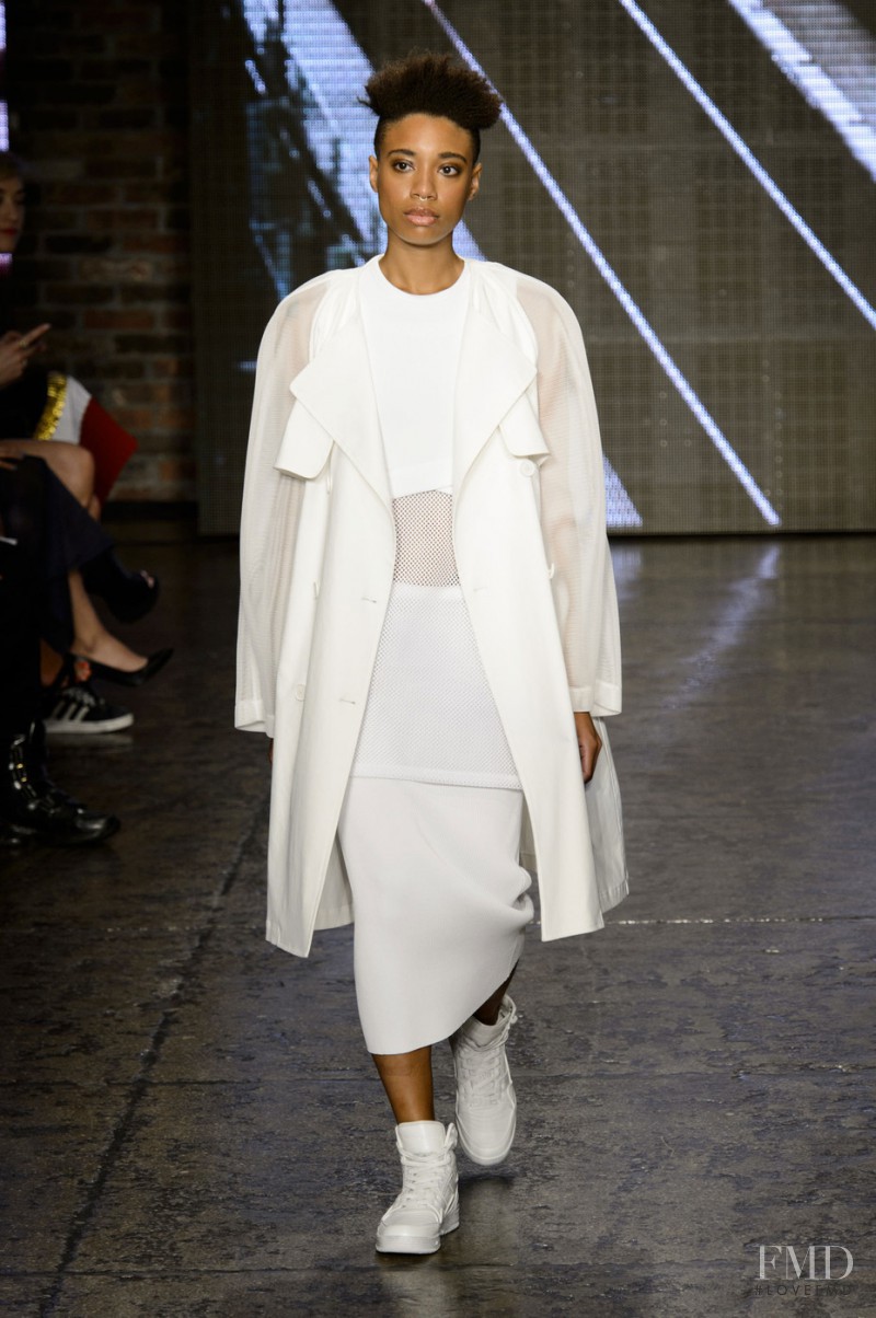 DKNY fashion show for Spring/Summer 2015