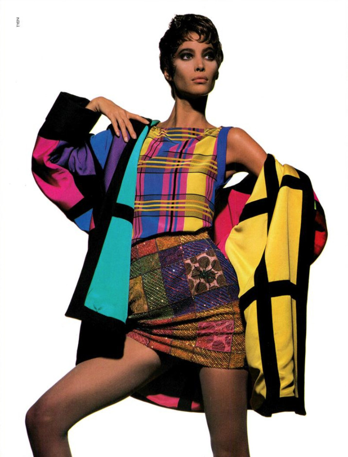 Christy Turlington featured in  the Atelier Versace advertisement for Autumn/Winter 1990