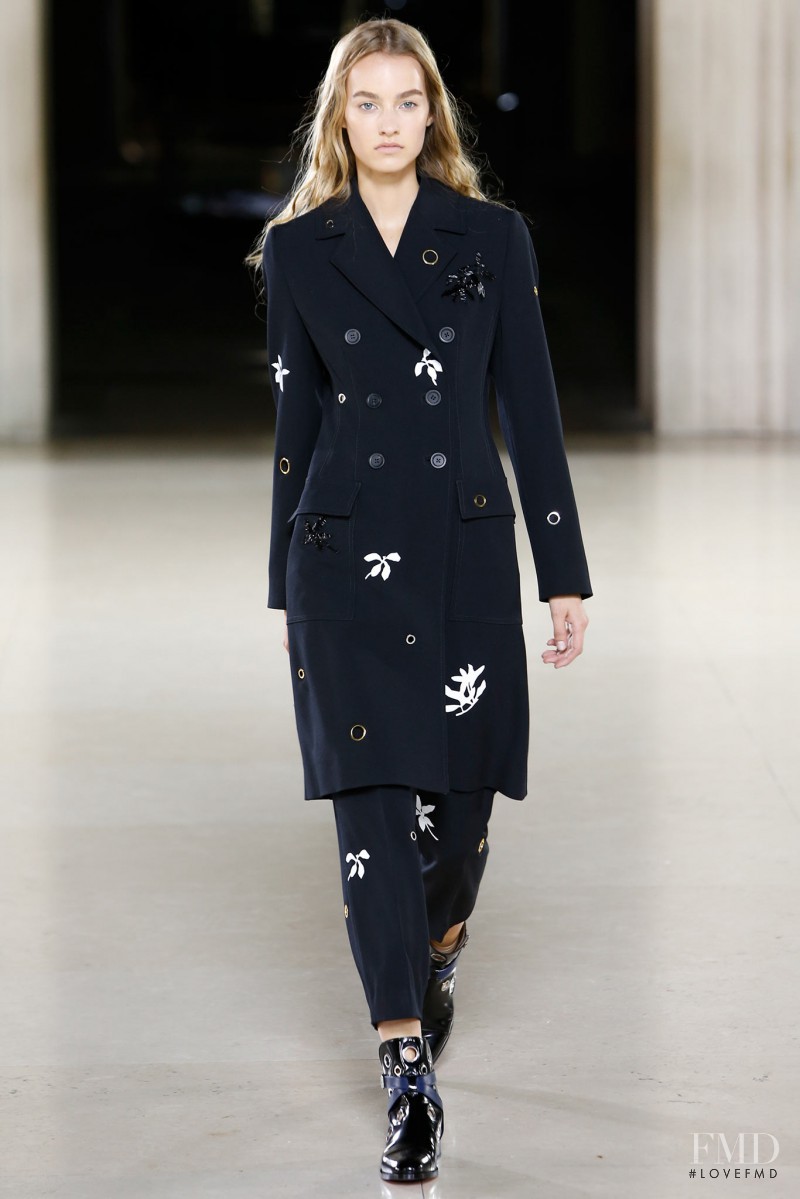 Maartje Verhoef featured in  the Jonathan Saunders fashion show for Spring/Summer 2015