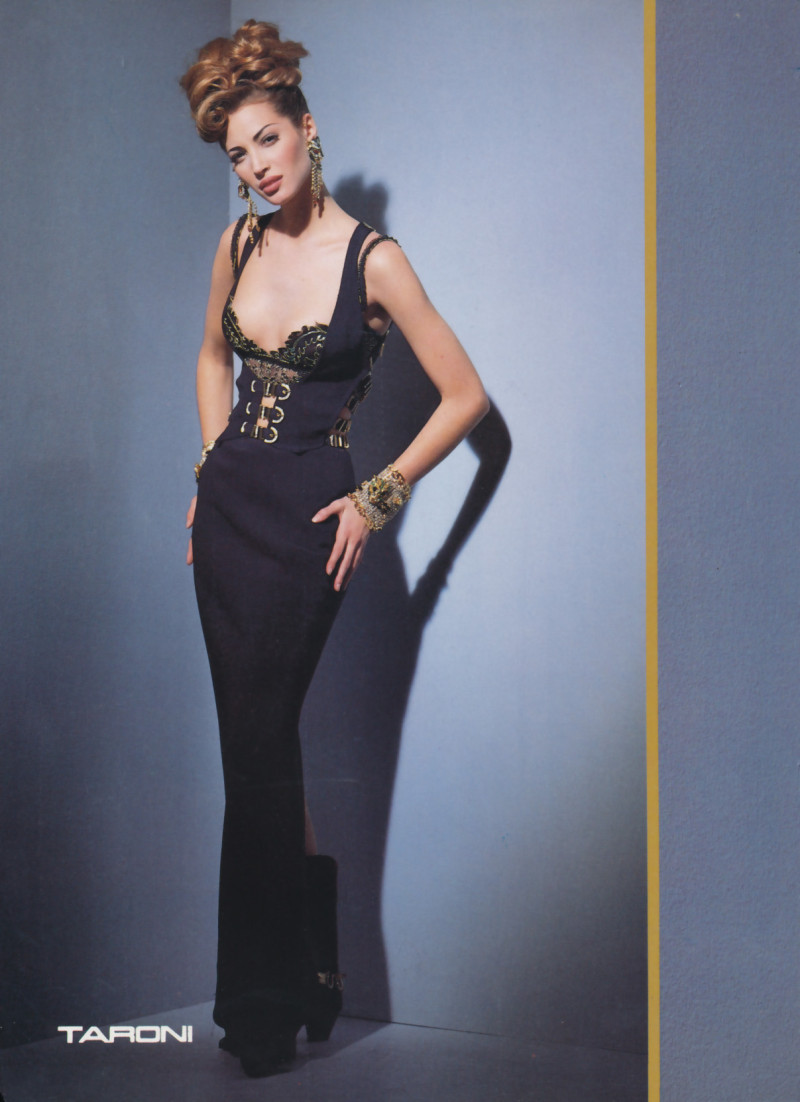 Christy Turlington featured in  the Atelier Versace advertisement for Spring/Summer 1992