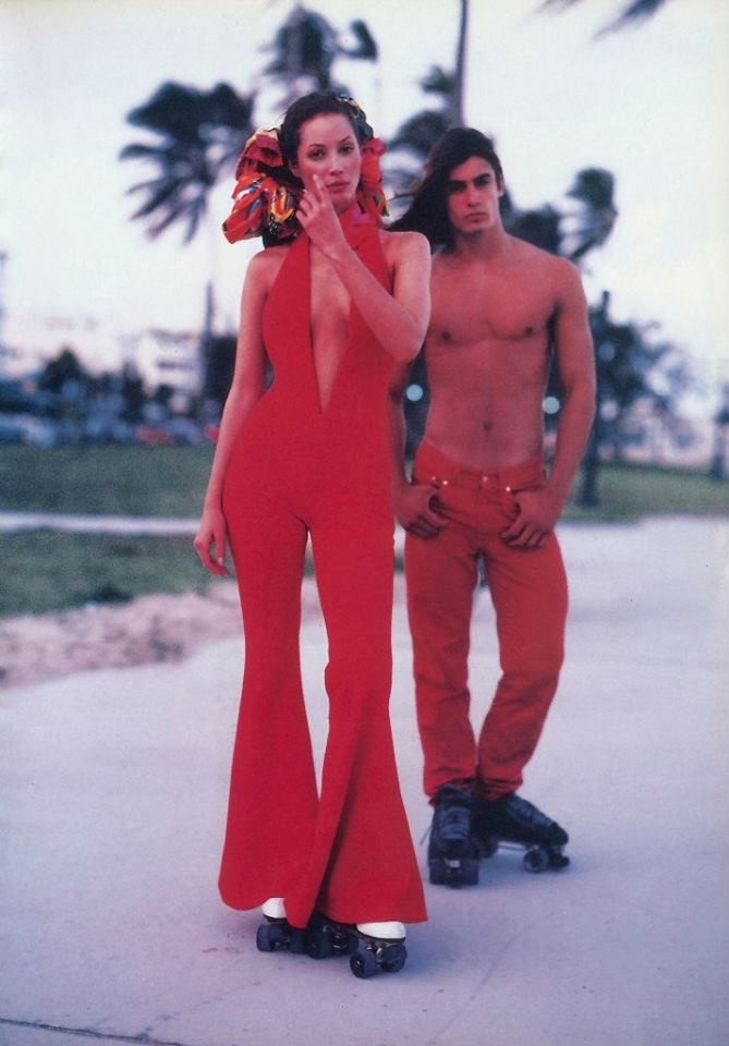 Christy Turlington featured in  the Versace advertisement for Spring/Summer 1993