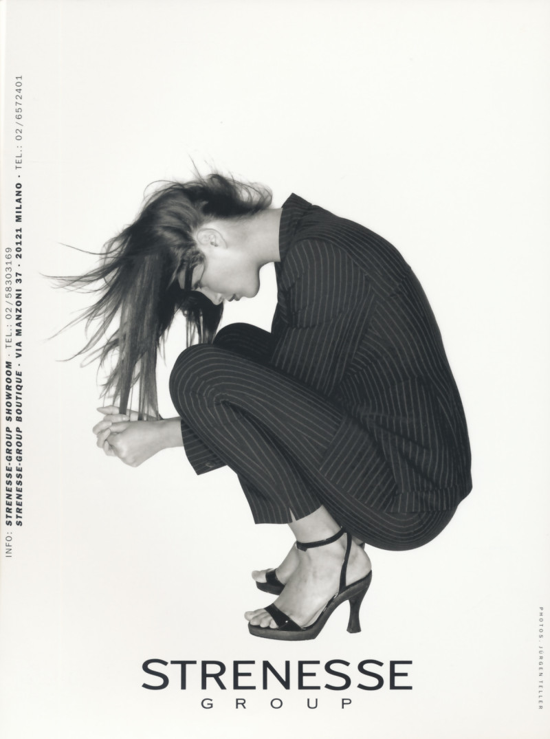 Christy Turlington featured in  the Strenesse Gabriele Strehle advertisement for Spring/Summer 1995